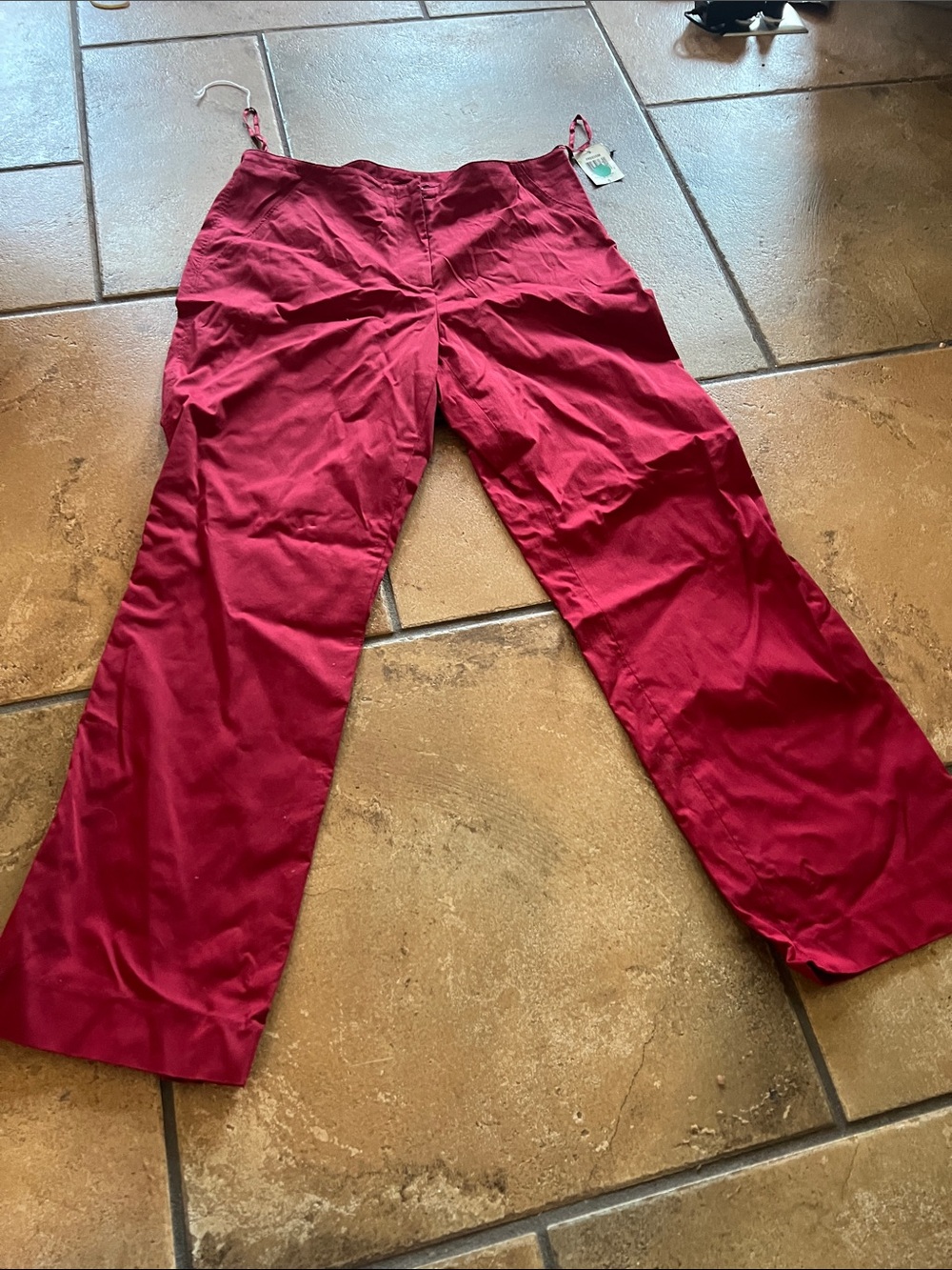 VINTAGE INC CAPRI PANTS NWT